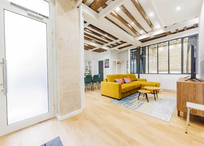 Chic In Ideally Located For 6p Διαμέρισμα *